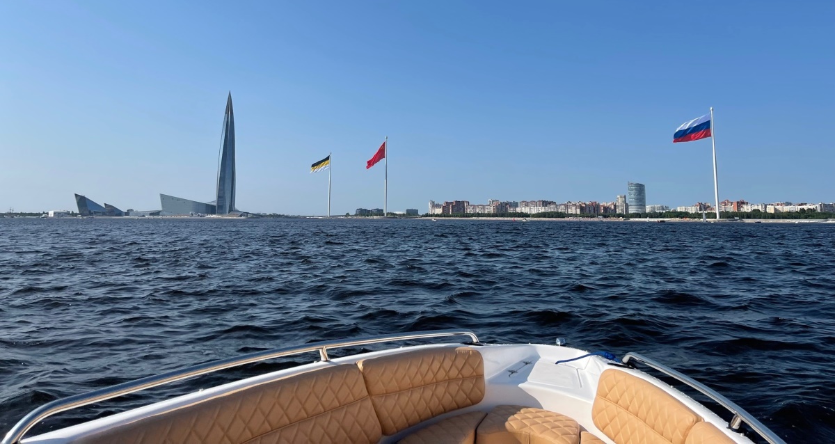 аренда катера от компании Bikini Boats