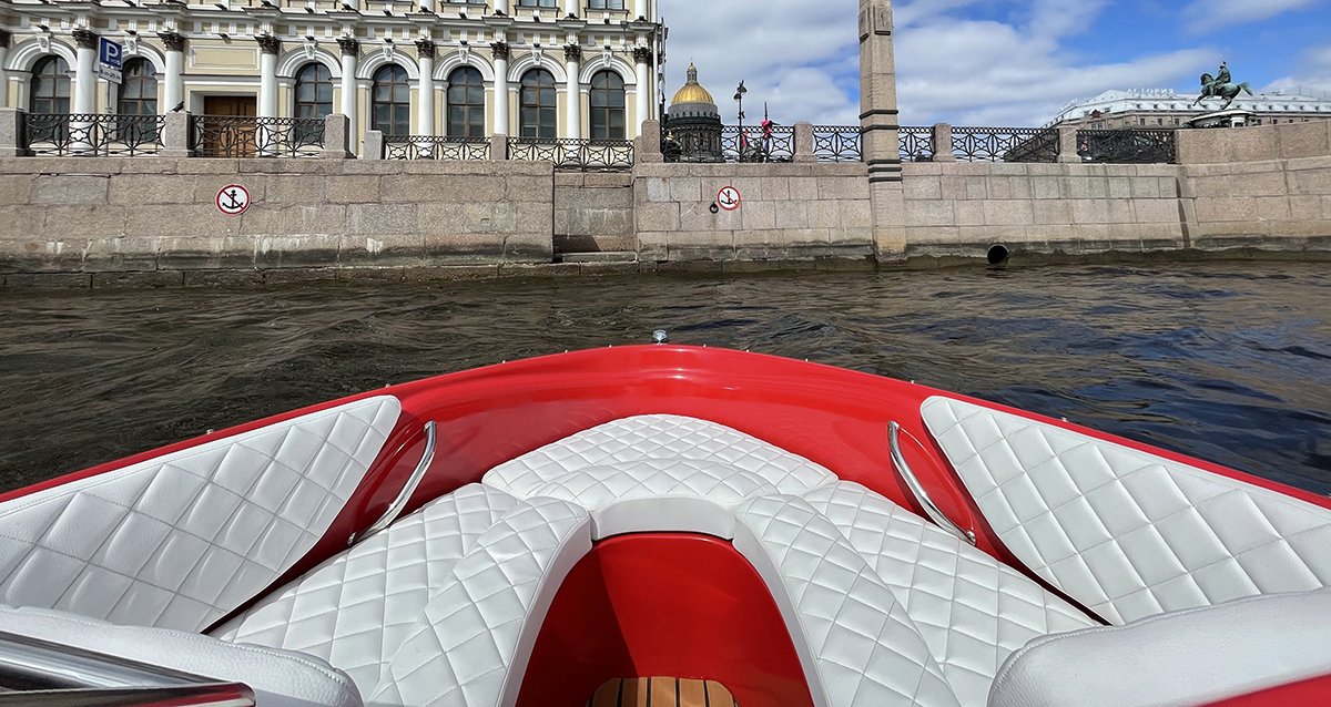 аренда катера от компании Bikini Boats