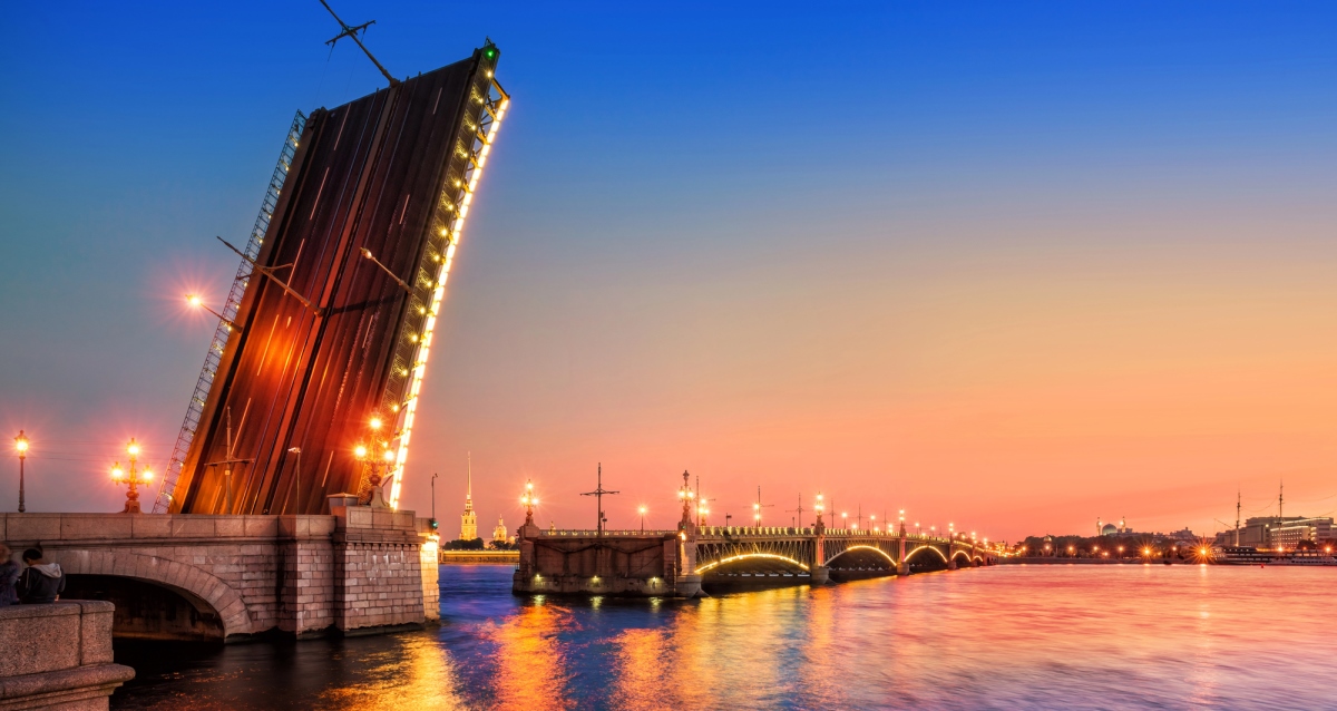 ночные прогулки на теплоходе