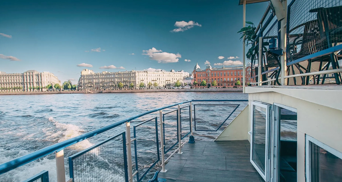 прогулка Вся Нева на эксклюзивном двухпалубном теплоходе
