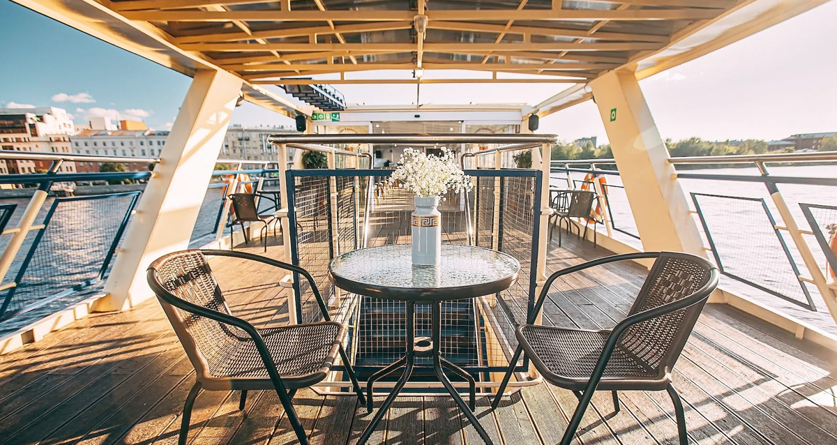 прогулка Вся Нева на эксклюзивном двухпалубном теплоходе