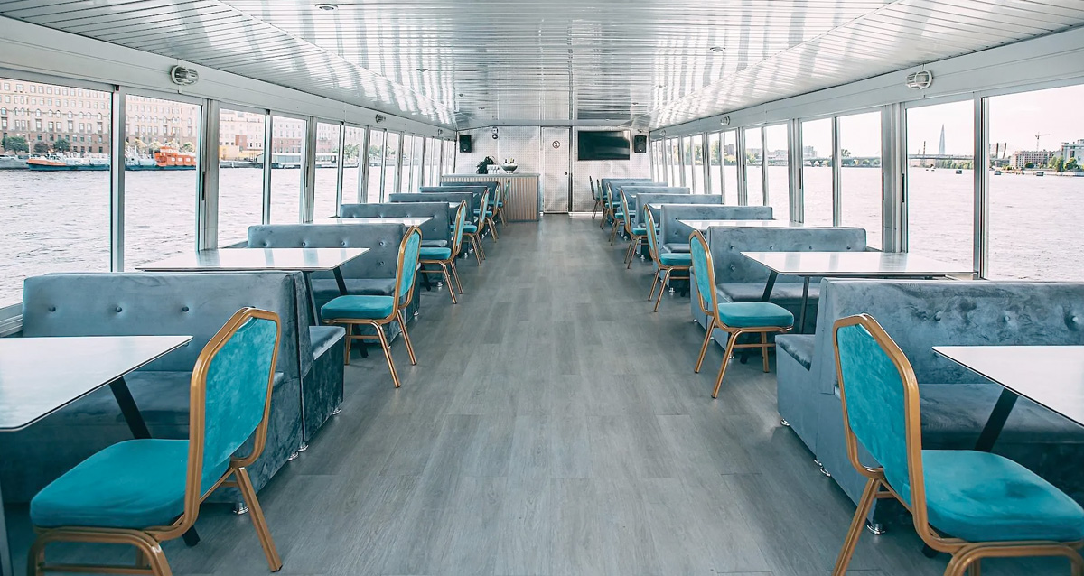 прогулка Вся Нева на эксклюзивном двухпалубном теплоходе