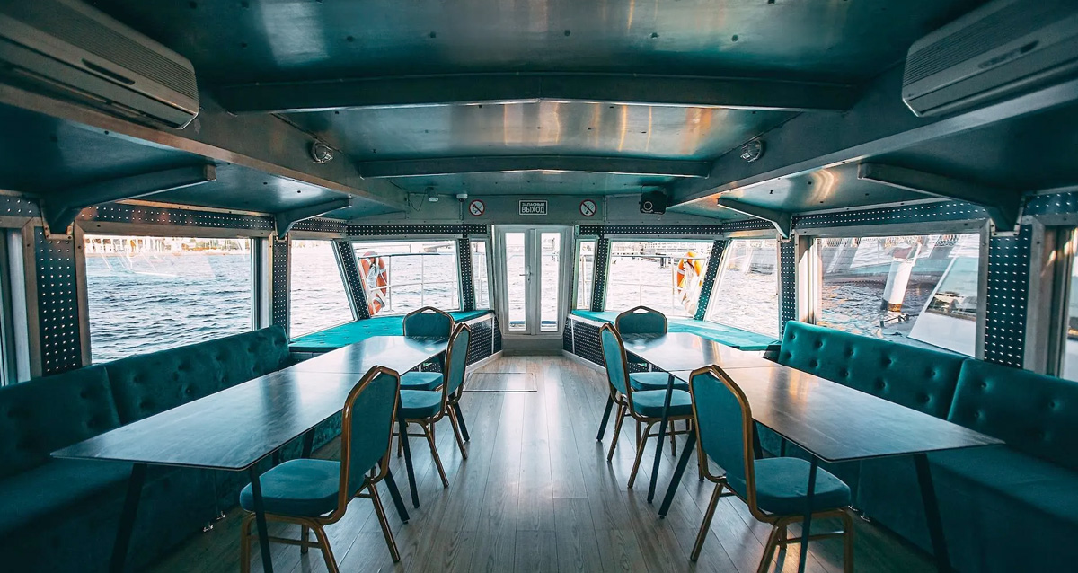 прогулка Вся Нева на эксклюзивном двухпалубном теплоходе