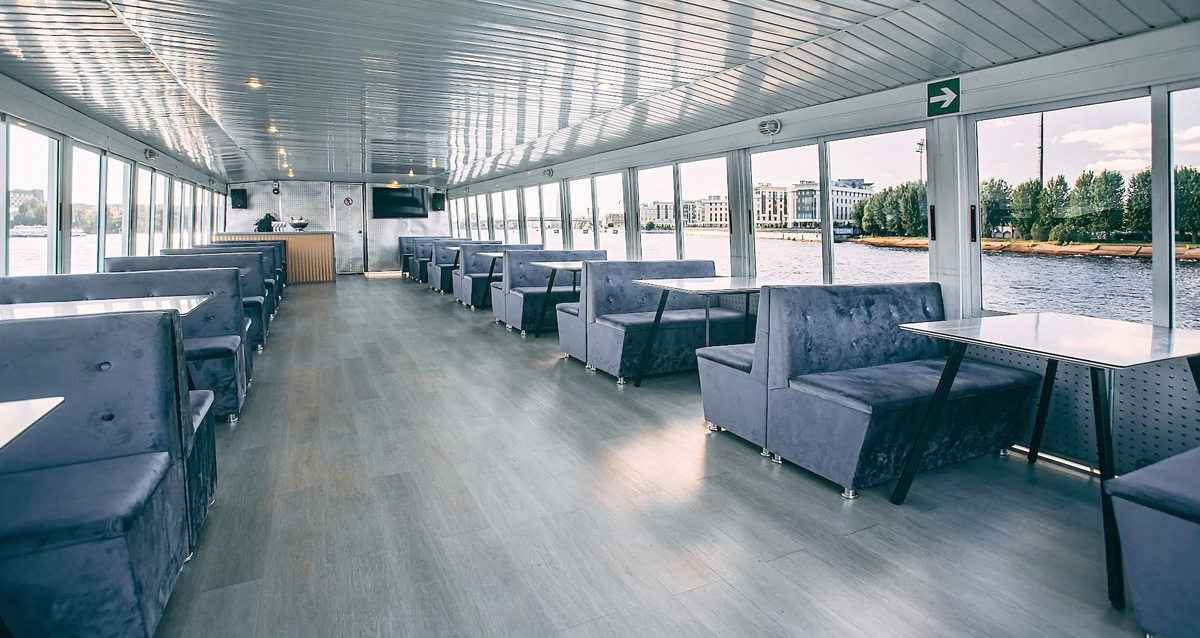 прогулка Вся Нева на эксклюзивном двухпалубном теплоходе