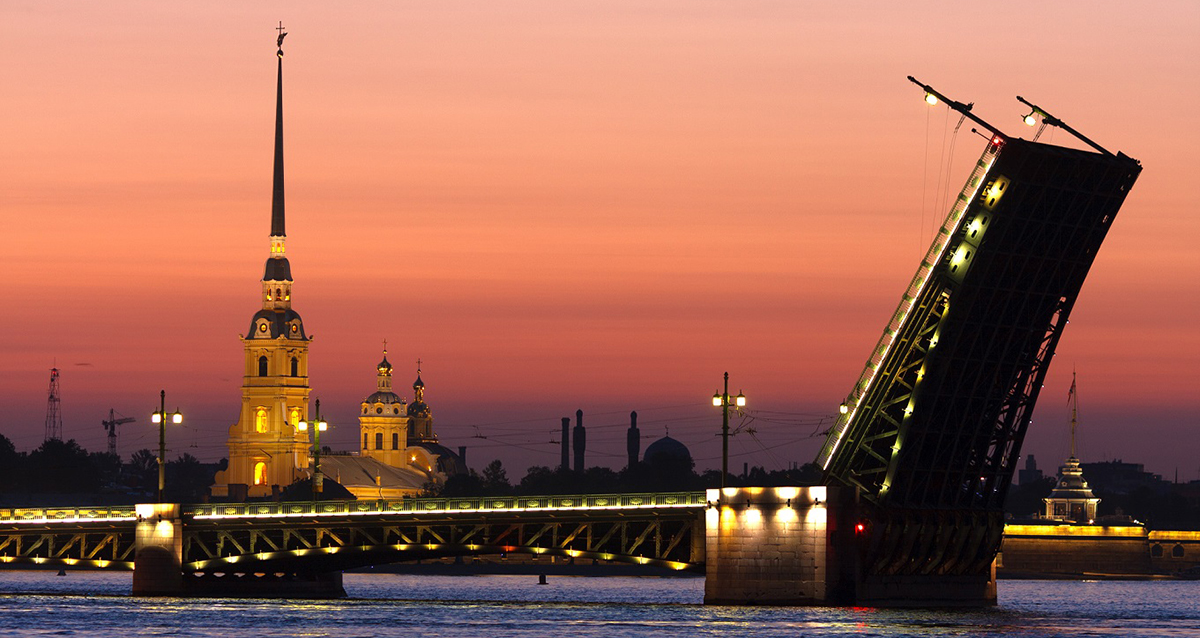 ночная прогулка по неве