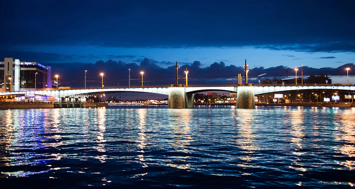 экскурсия под разводными мостами Магия ночного Петербурга