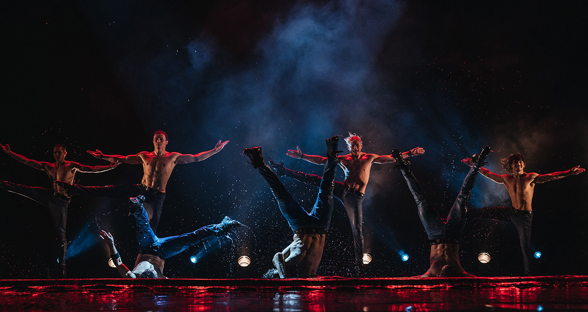 шоу под дождем 7 И где ,...., счастье?