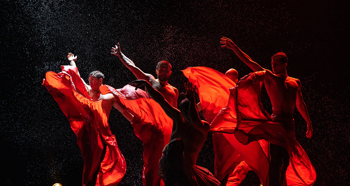 шоу под дождем 7 И где ,...., счастье?