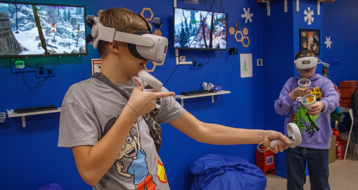 игры в VR PIXEL