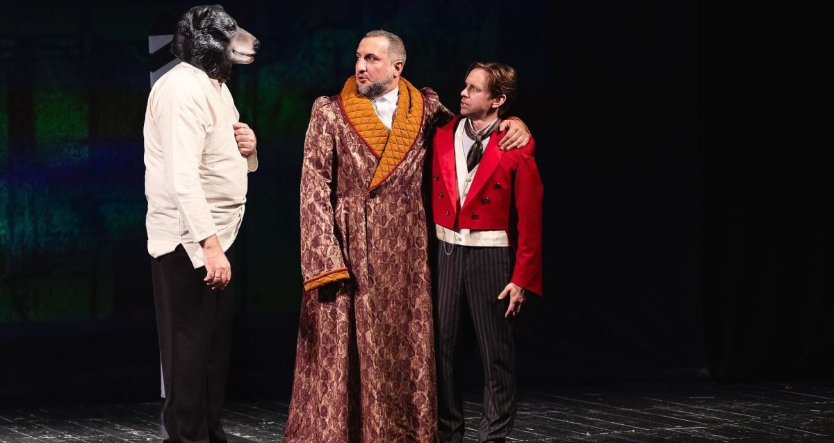 спектакль «Мертвые души»