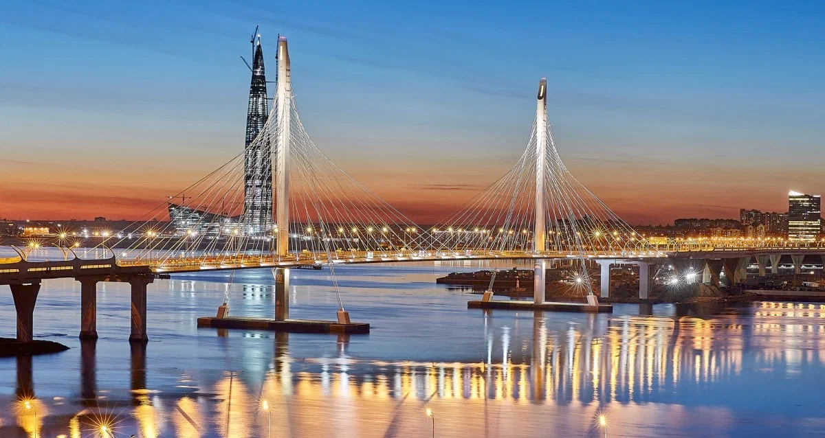Круиз под разводными мостами на люкс-теплоходе