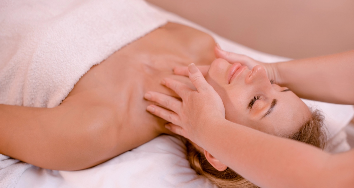 Студия лазерной эпиляции и массажа MYRASHKI