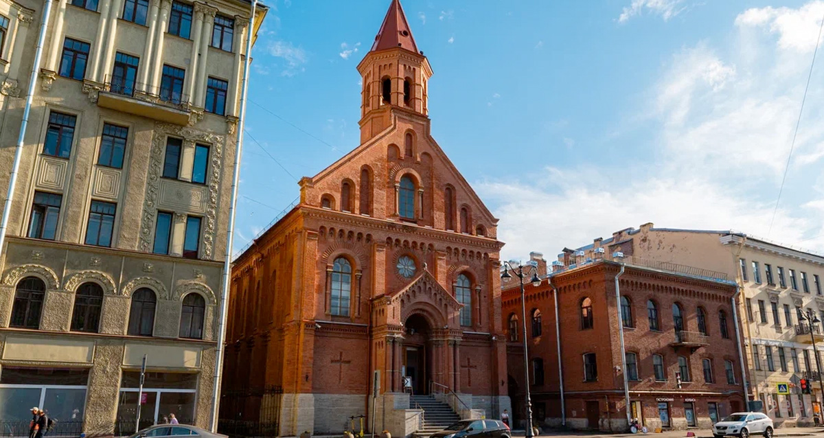 Церковь ЯаниКирик