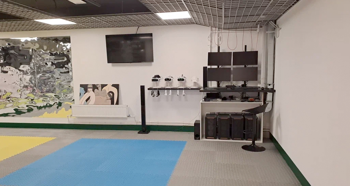 клуб виртуальной реальности VR Hub