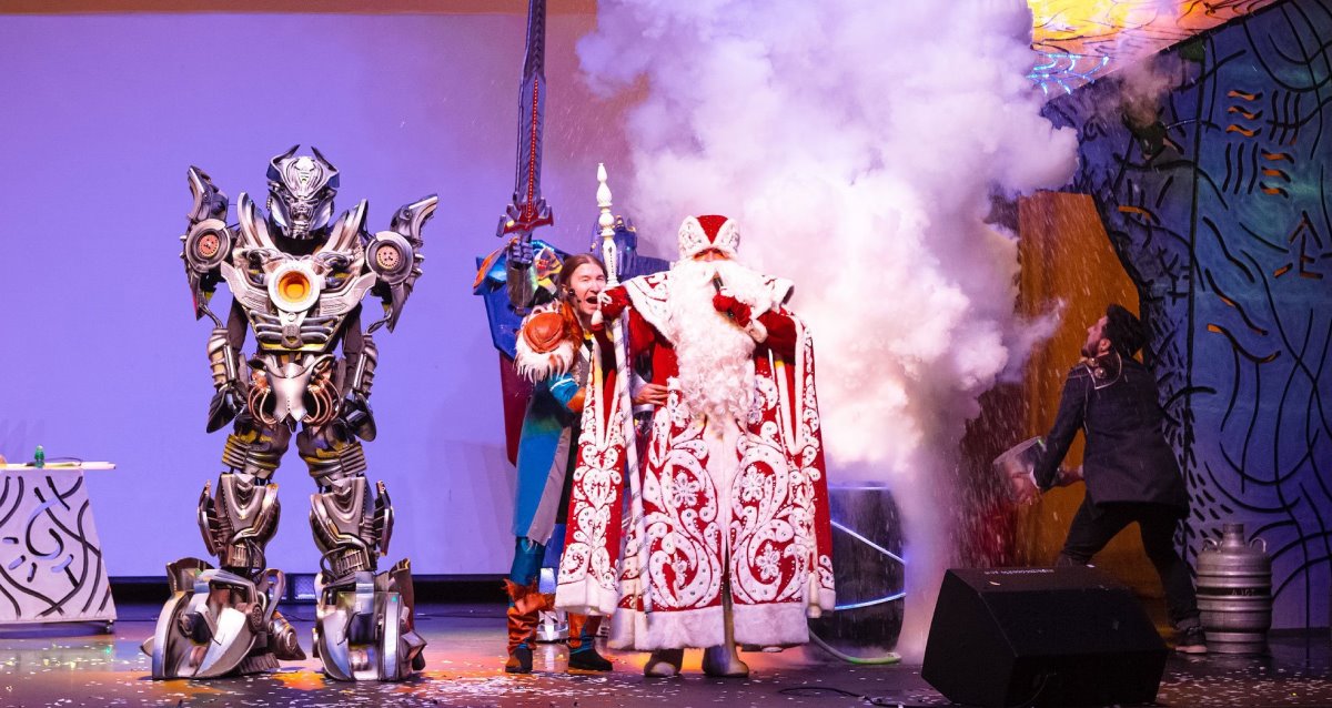 «Кибер Робо Елка 2026»