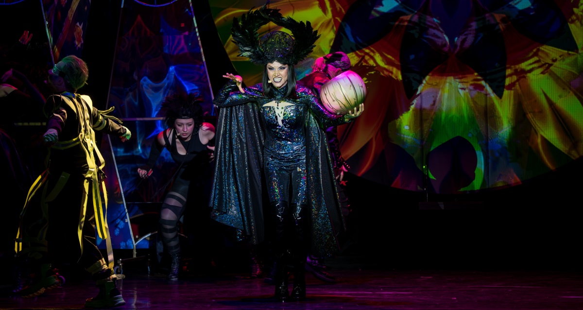 Шиворот-навыворот, или Иван и Алена против дракона