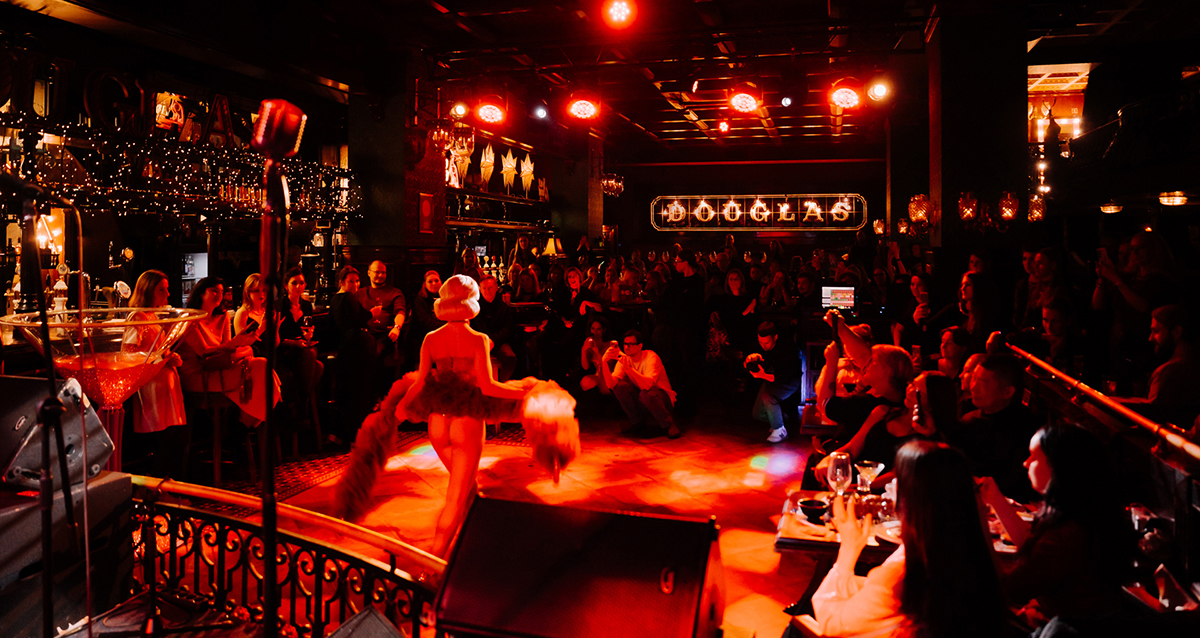 бурлеск-кабаре Madam Boom