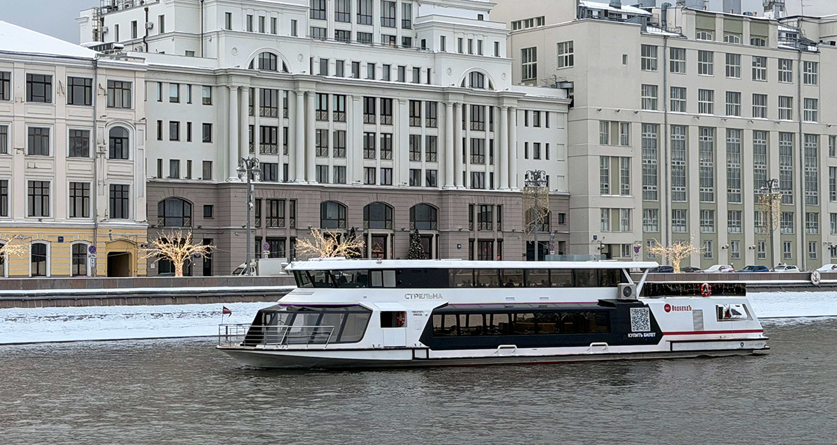 прогулка на электроходе «Стрельна»