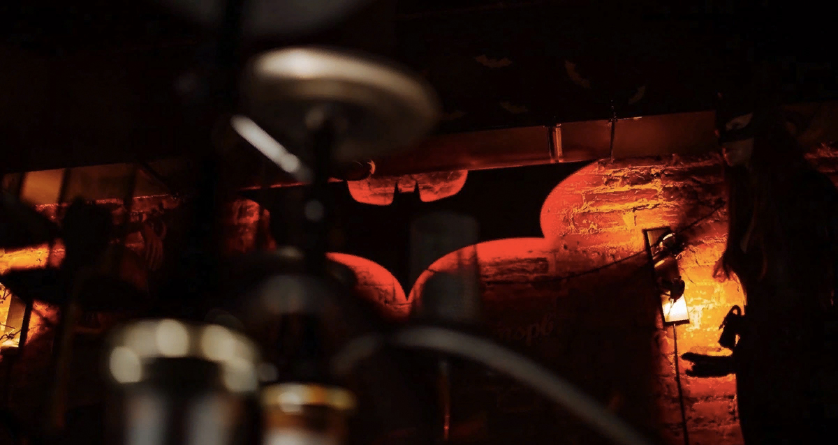 Лаунж-бар Готэм