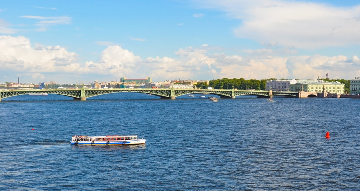 вояж на двухпалубном теплоходе