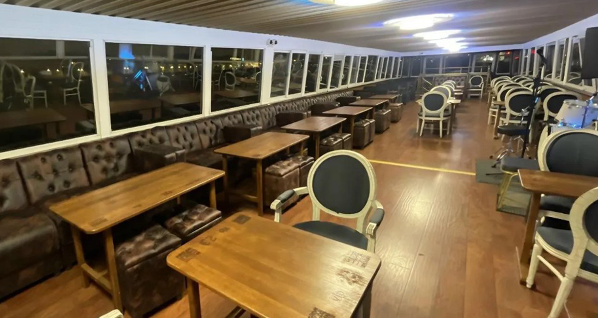 «Разводные мосты и морской фасад»