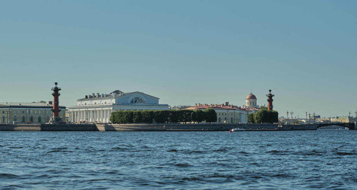 утренние прогулки от Петропавловской крепости