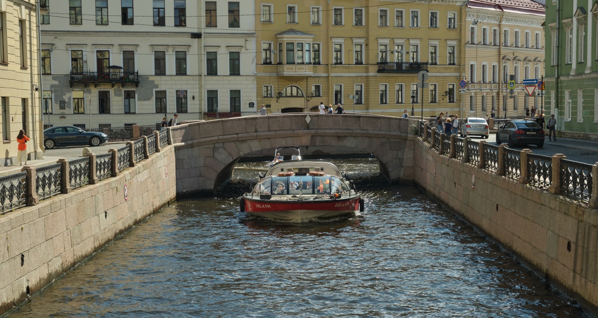 утренние прогулки от Петропавловской крепости