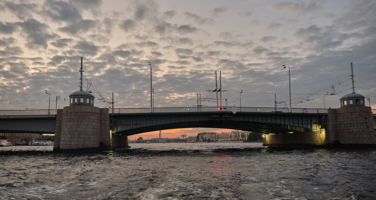 прогулка на теплоходе