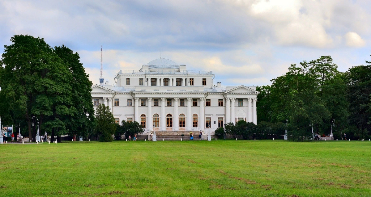 Прогулки по Петербургу