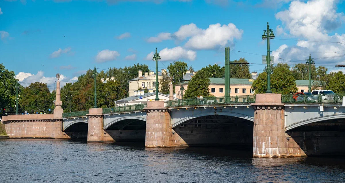 Прогулки по Петербургу