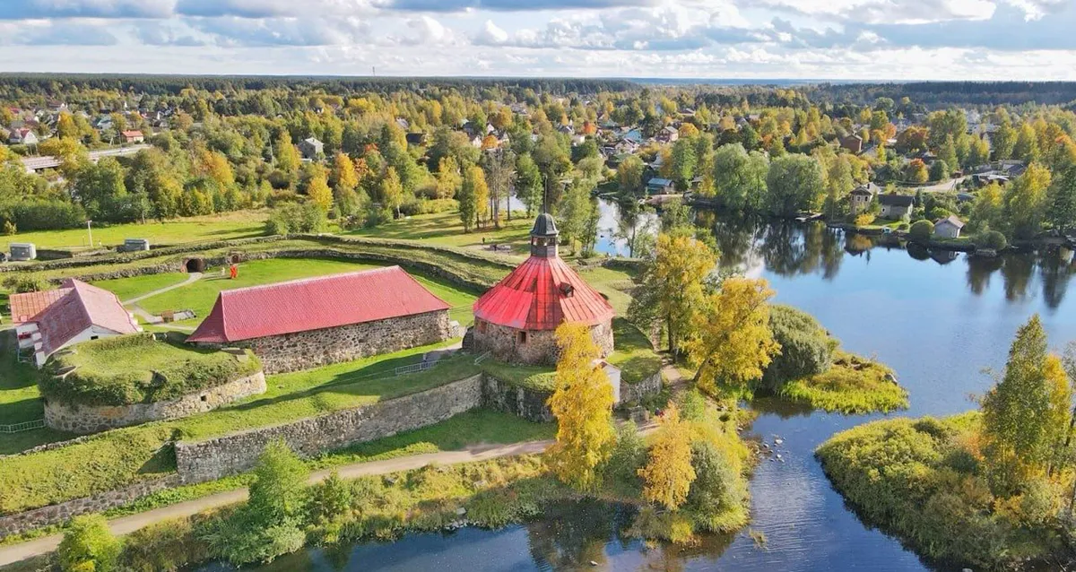 2750 р. за тур «Лучшее в Карелии: водопады, лес, уха и музей в скале»