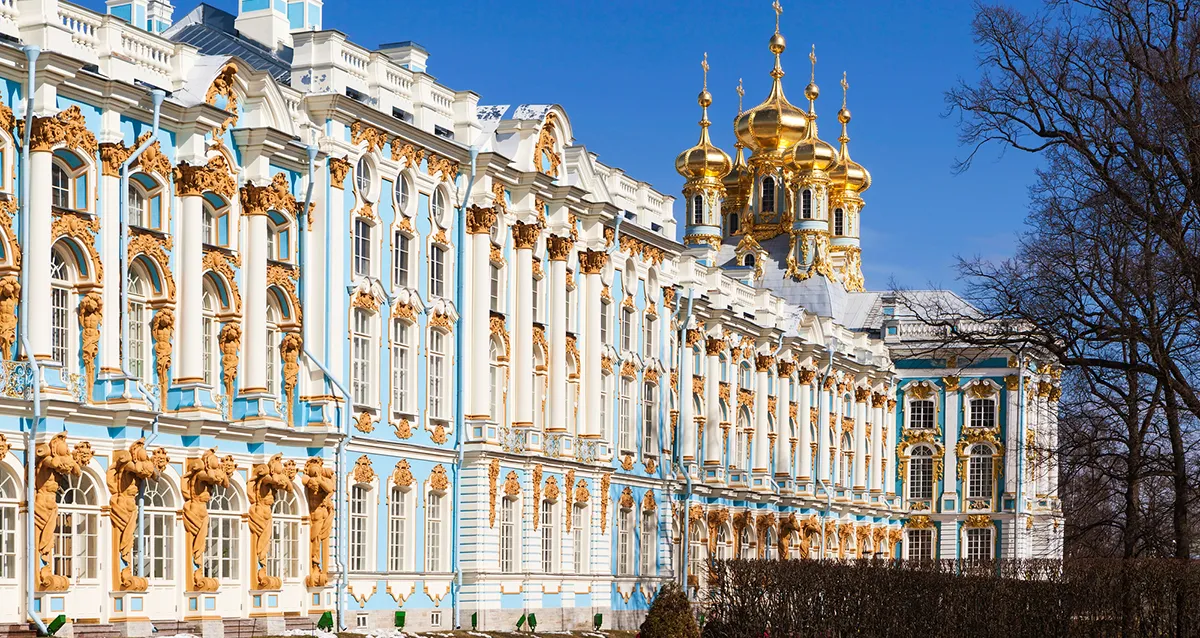 Скидка 35% на автобусный тур Царское Село-Петергоф: «Янтарная комната Петергофа за 1 день»