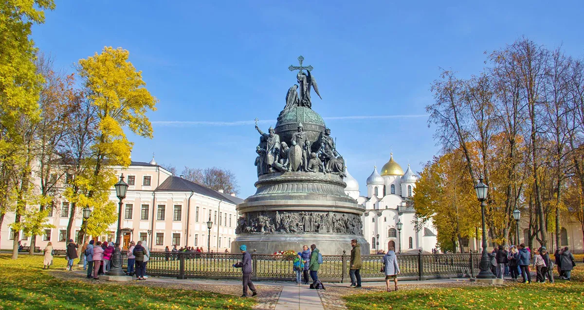 8950 р. за тур на 2 дня «Псков — Новгород — Изборск — Печоры»