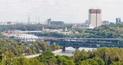 От 1090 р. за прогулку от Новоспасского моста до Воробьевых гор