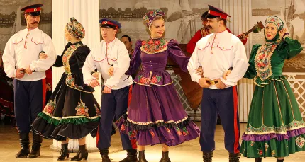 Скидка 45% на шоу «Почувствуй себя русским!»