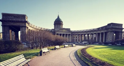 Скидки до 60% на пешеходную экскурсию по Центральному району