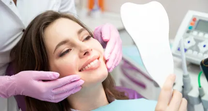 2250 р. за профессиональную комплексную чистку зубов