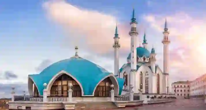 Скидка 50% на утреннюю речную прогулку на теплоходе по реке Волге с экскурсоводом