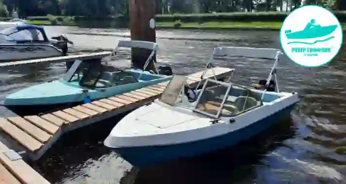 От 3200 р. за катание на катере без капитана от компании RiverTiffany