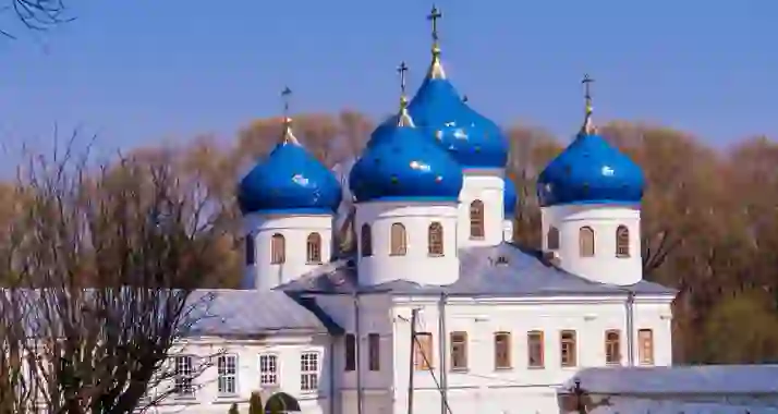 Скидка 38% на однодневный тур «Новгородские легенды»