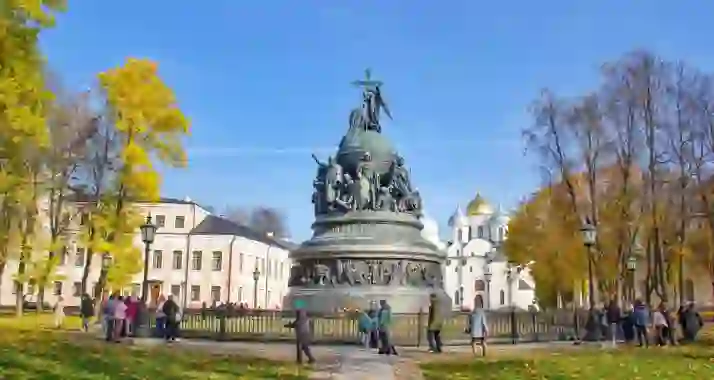 8950 р. за тур на 2 дня «Псков — Новгород — Изборск — Печоры»