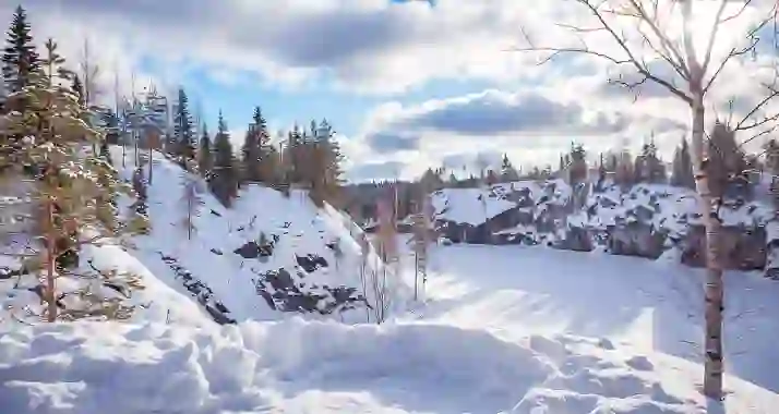 Тур «Вокруг Ладоги за 2 дня на новогодних праздниках: в Рускеала, и карельский дед мороз»