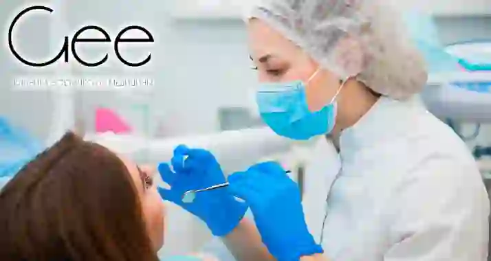 Скидка 25% на комплексную чистку зубов в клинике Gee