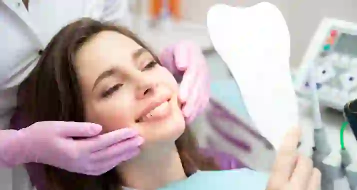 2250 р. за профессиональную комплексную чистку зубов