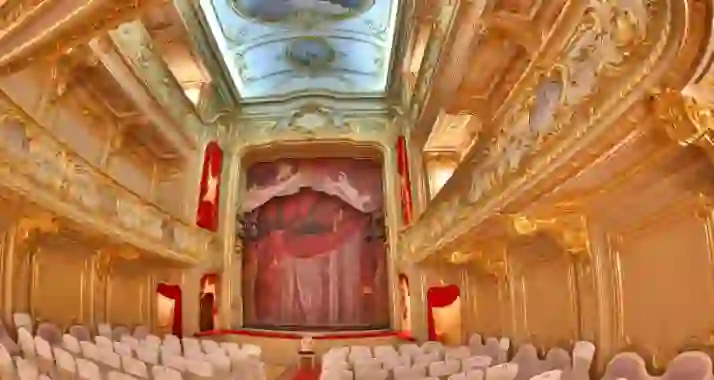 Скидка 20% на экскурсию «Тайны и роскошь Юсуповского дворца»