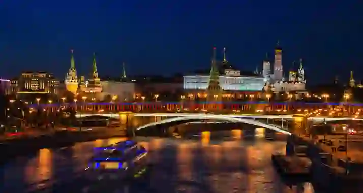 99 р. за взрослый или детский билет на вечерний речной экспресс