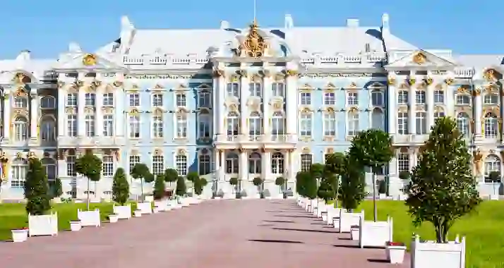 Скидка 44% на однодневный тур «Царское село — Павловск — Гатчина»