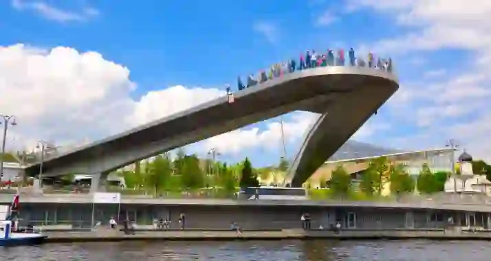 От 315 р. за речную прогулку «Лето в Москве»