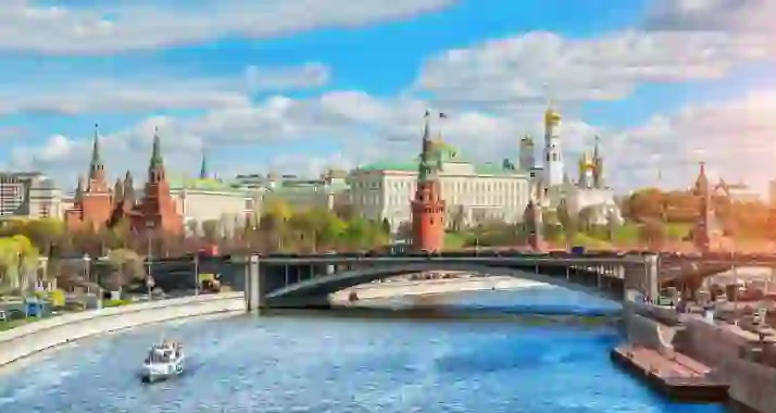 От 891 р. за гранд-круиз по центру Москвы